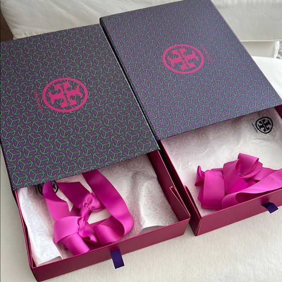 Tory Burch Patterned Storage Box Set - Picture 3 of 3